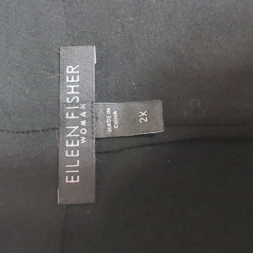 Eileen Fisher Black V-Neck Long-Sleeve Tunic - Picture 3 of 9